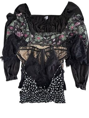 Bundle of 5 Black Short/Long Sleeve and Cami Bralette Short Crop Tops (S)